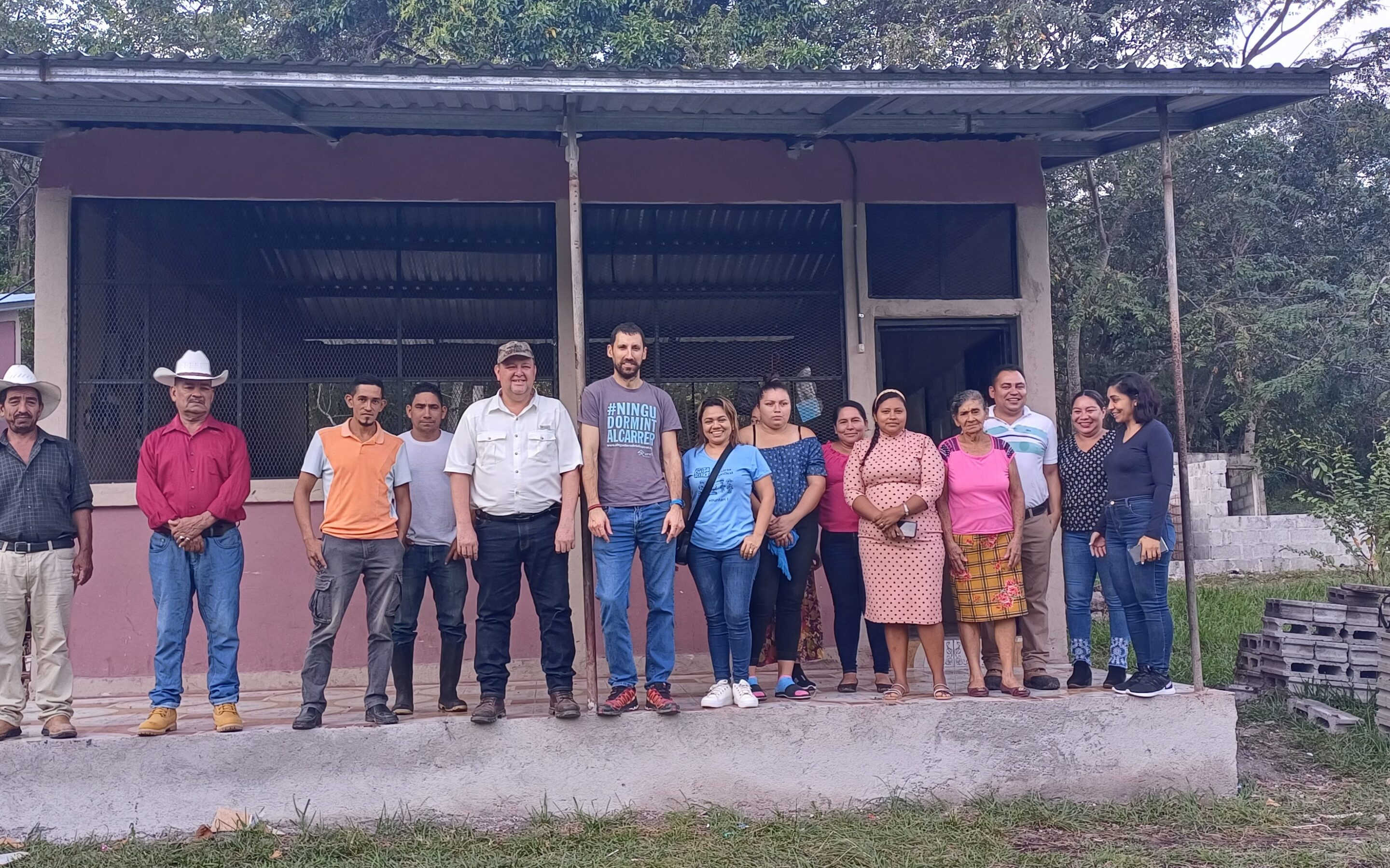 Millora de la infraestructura de l’escola rural Dionisio Herrera de la comunitat rural de San Miguel a Potrerillos”